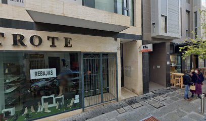 Podólogas Pilar Ortiz Navarro y Candela Alonso Ortiz foto